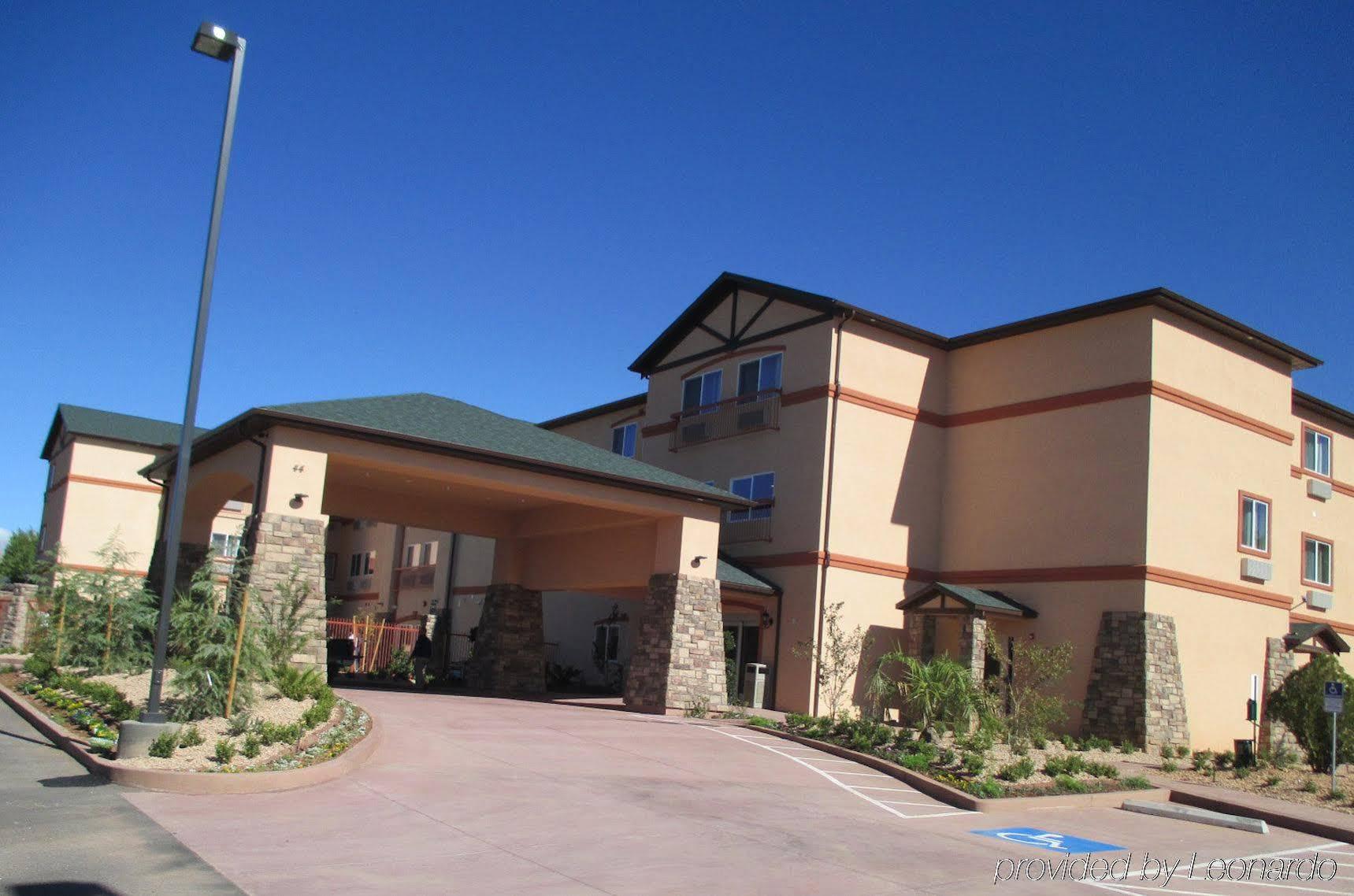 Hotel Western Zion West 3*