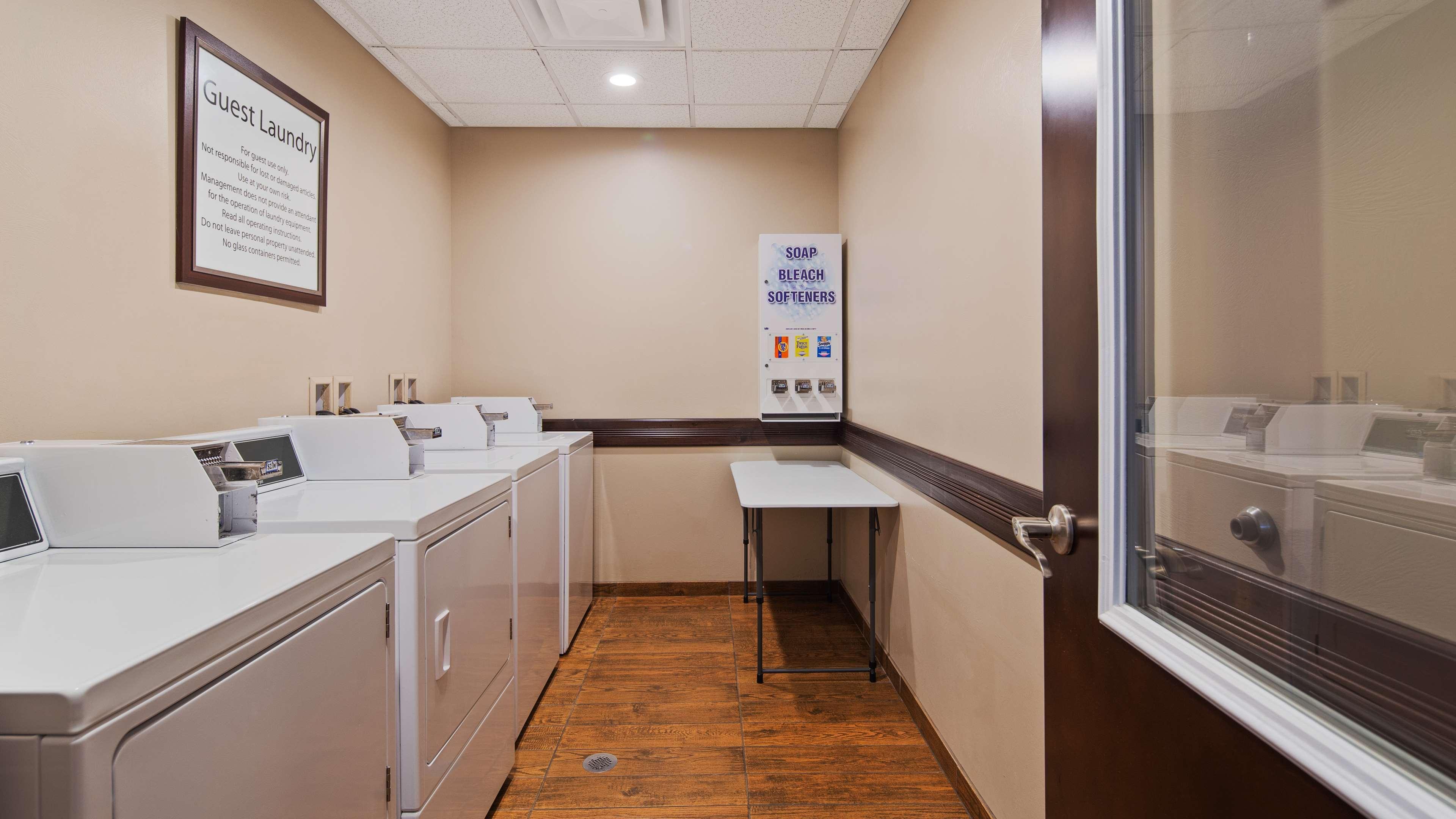 Best Western Plus Zion West Hotel